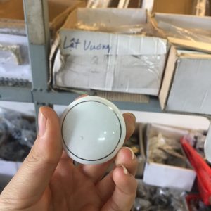 Tay nắm núm/ nụ cổ điển TCD đẹp quý tộc, hợp kim màu trắng sứ viền vàng kết hợp rộng 4F